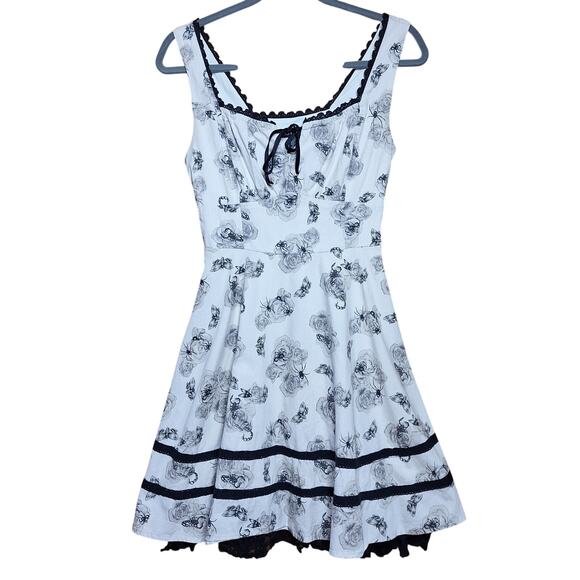 Hot Topic Floral Insect bugs spider lolita pin-up dress size S goth scorpion - Picture 2 of 8